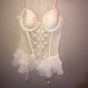 InBloom by Jonquil Lingerie Never Worn Cream